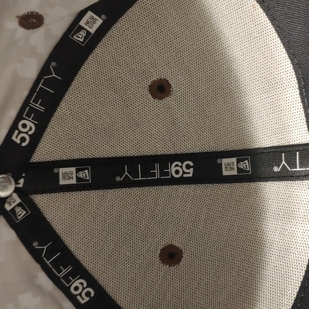 Hat - Picture 6 of 7